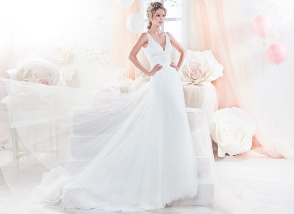 Robe de Mariée Colet 210: Colet Nicole Fashion Group Collection 2018