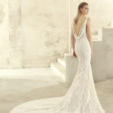 KELDA wedding dress: St. Patrick Collection 2021 Paris