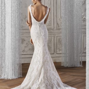 KELDA wedding dress: St. Patrick Collection 2021 Paris