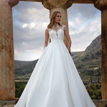 MAAT Nicole Wedding Dress collection 2022| Boutique Paris