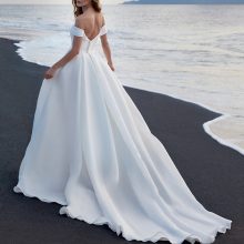 Robe de Mariée TINIA Nicole collection 2022 | Boutique Paris