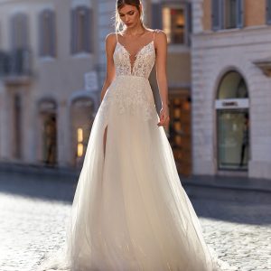 AUBRETTE Nicole Wedding Dress collection 2023| Boutique Paris