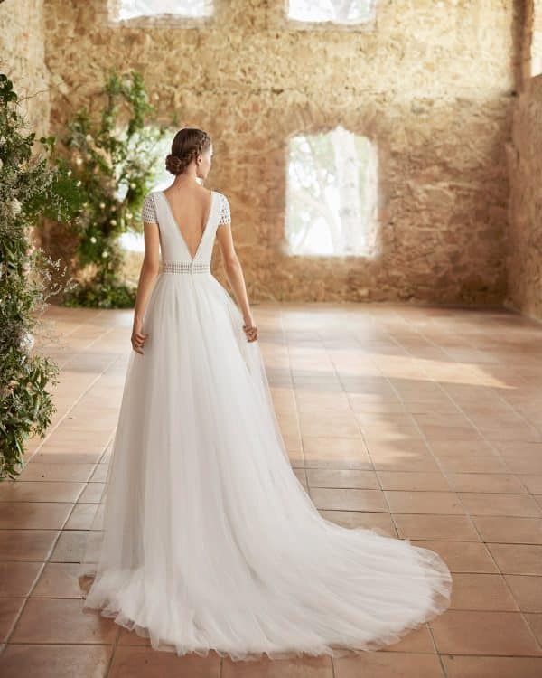 ROSELYNE Wedding Dress Alma Novias collection 2023 Paris