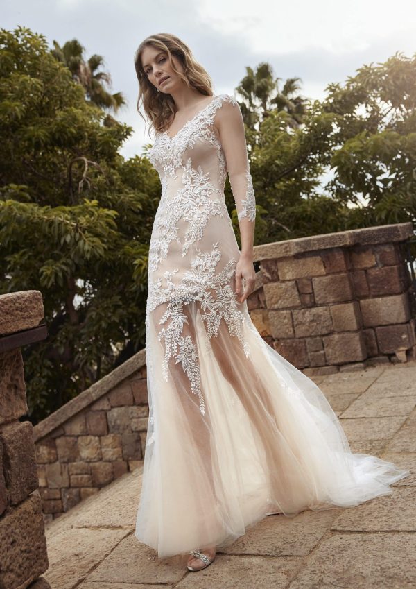 GLOW Wedding Dress White one Collection 2023 Paris Boutique