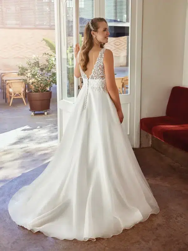 TWINKLE Wedding Dress White one Collection 2023 Paris Boutique