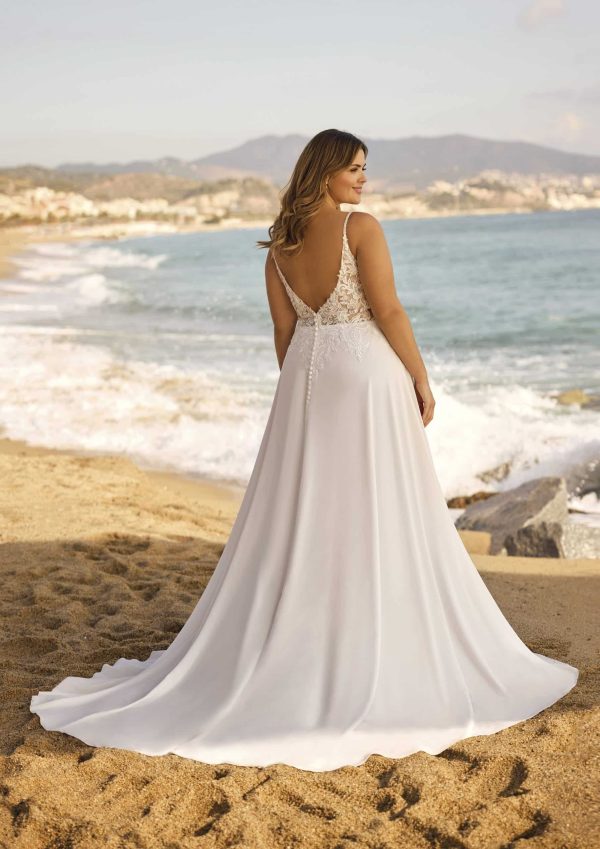 FLIRTS  Wedding Dress White one Collection 2024 Paris Boutique