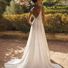 FLIRTS  Wedding Dress White one Collection 2024 Paris Boutique