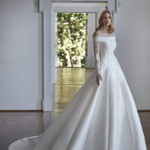 Robe de Mariée ALIRA Nicole Milano collection 2024| Boutique Paris