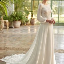 LEONORA Wedding Dress Alma Novias collection 2024 Paris