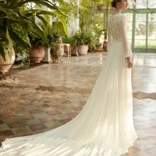 LEONORA Wedding Dress Alma Novias collection 2024 Paris