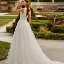 SILVAN Wedding Dress Aire Barcelona Collection 2024| Paris Boutique