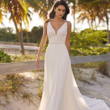 VALERIA Wedding Dress Aire Barcelona Collection 2024| Paris Boutique