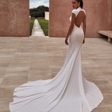 NIHI wedding dress Pronovias | Boutique Paris