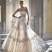 LUCREZIA Wedding Dress Pronovias Privee collection 2024 | Paris Boutique