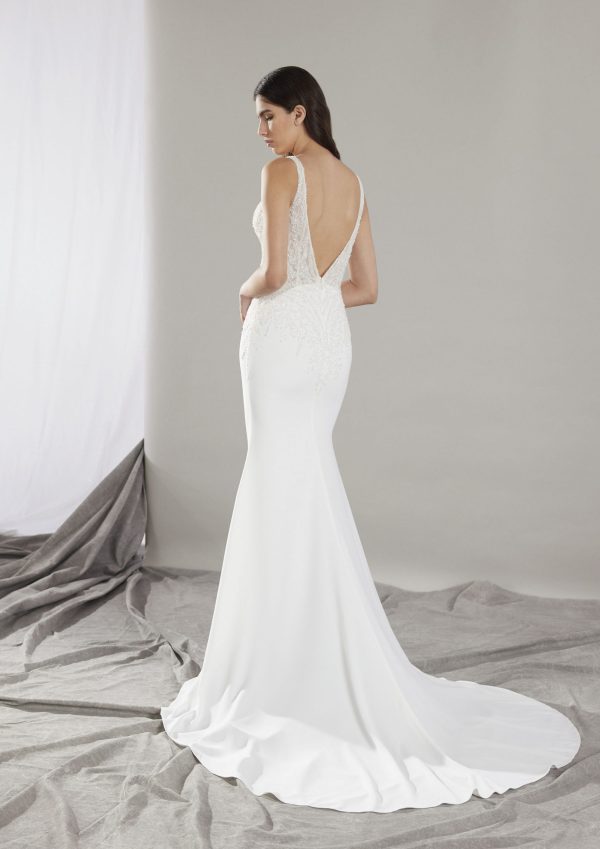 CLIN Wedding Dress Pronovias Privee collection 2025 | Paris Boutique