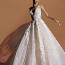 SAI Wedding Dress Pronovias Privee collection 2025 | Paris Boutique