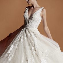 SAI Wedding Dress Pronovias Privee collection 2025 | Paris Boutique