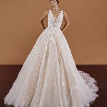 SAI Wedding Dress Pronovias Privee collection 2025 | Paris Boutique