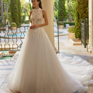 ISELDA Wedding Dress Aire Barcelona Collection 2025| Paris Boutique