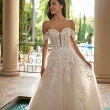 IVONNE Wedding Dress Aire Barcelona Collection 2025| Paris Boutique