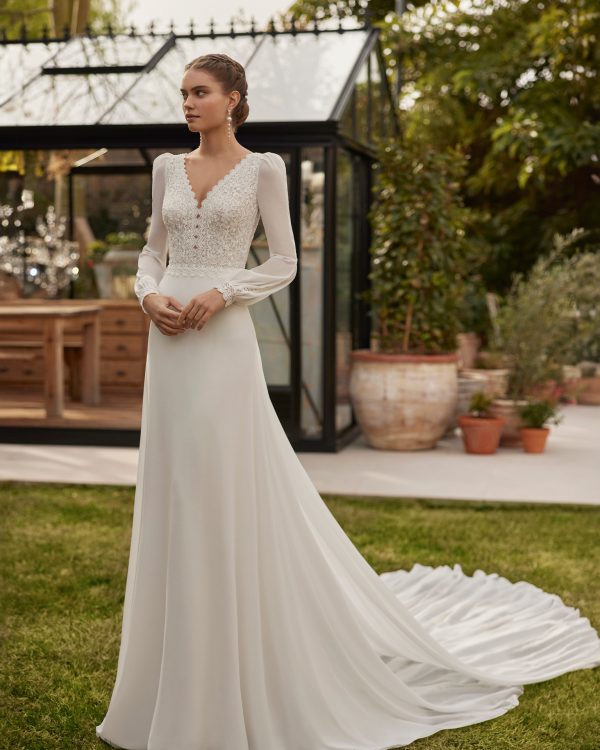 ULINDA Wedding Dress Aire Barcelona Collection 2025| Paris Boutique