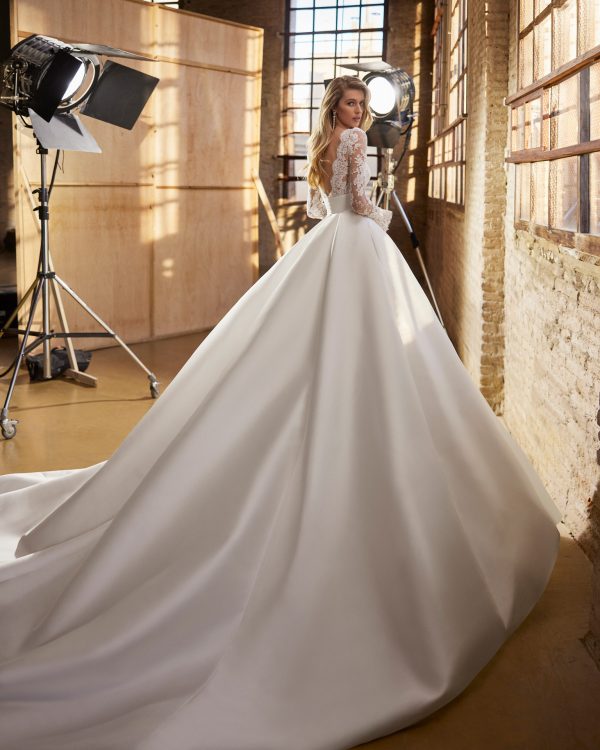 Robe de Mariée WALTA Aire Barcelona 2025| Mariée Parisienne