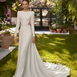 UBETH Wedding Dress Aire Barcelona Collection 2025| Paris Boutique