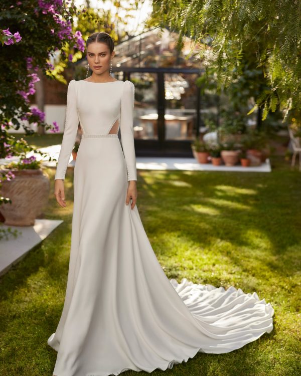 UBETH Wedding Dress Aire Barcelona Collection 2025| Paris Boutique