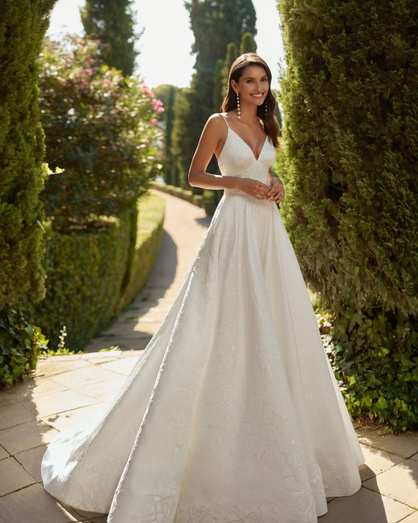 DONNIA Wedding Dress Adriana alier collection 2025 Paris