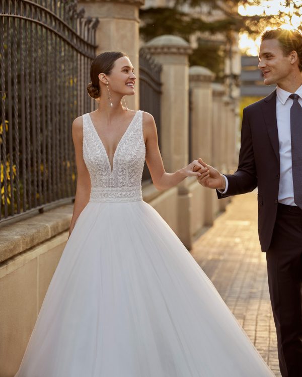 PAOLO Wedding Dress Aire Barcelona Collection 2025| Paris Boutique