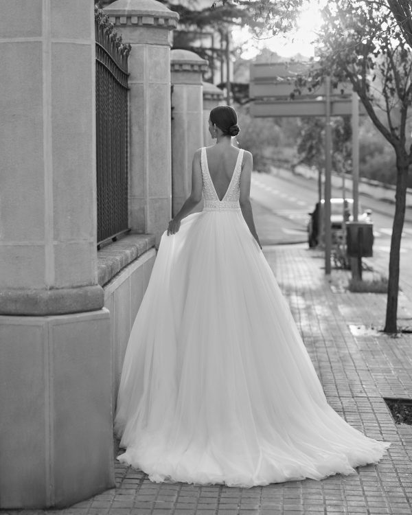 PAOLO Wedding Dress Aire Barcelona Collection 2025| Paris Boutique