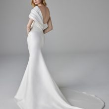 Robe de Mariée ETIENNES Pronovias collection 2025| Paris