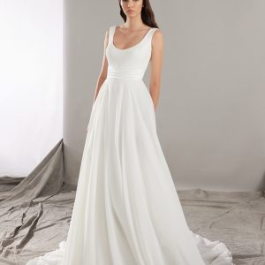 Robe de Mariée EUFEME Pronovias collection 2025| Paris