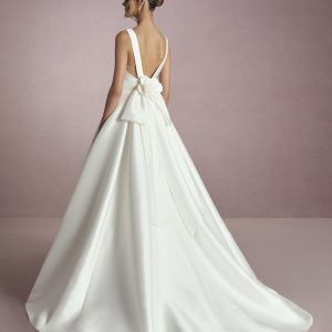 IKEBANA Wedding Dress White one Collection 2025 Paris Boutique