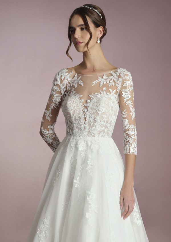 MORI Wedding Dress White one Collection 2025 Paris Boutique