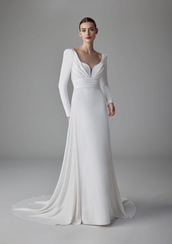 OCCITANIA Wedding Dress Pronovias collection 2025| Boutique Paris