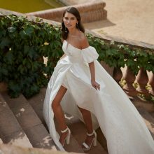 DOBER Wedding Dress Adriana alier collection 2025 Paris