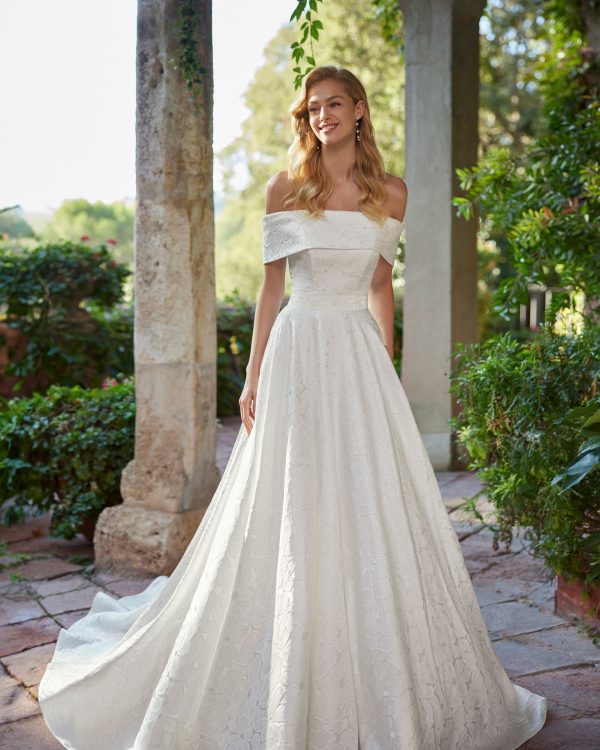 DOLMA Wedding Dress Adriana alier collection 2025 Paris