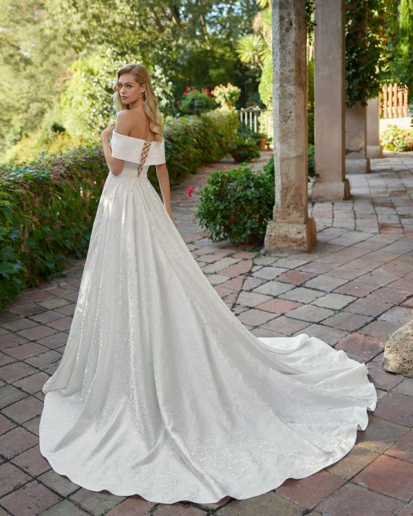 DOLMA Wedding Dress Adriana alier collection 2025 Paris