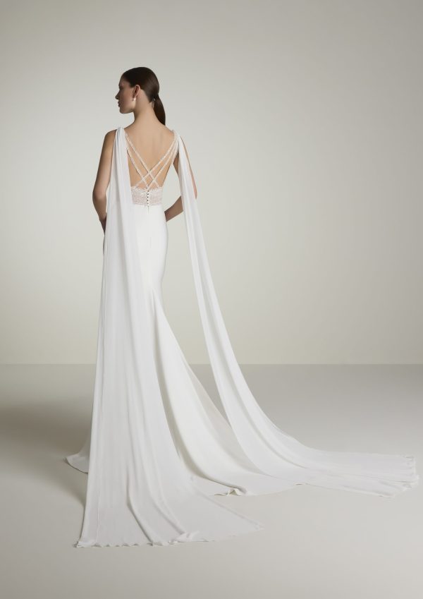 IKA wedding Dress: San Patrick collection 2025 Paris Boutique