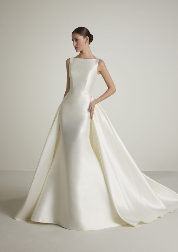 LOPES wedding Dress: San Patrick collection 2025 Paris Boutique