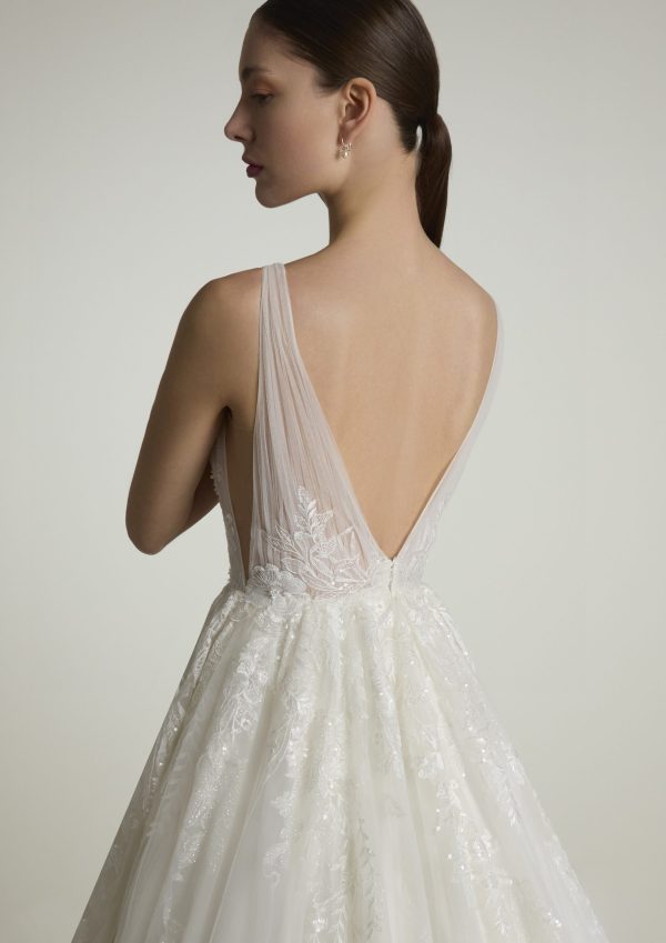 SONATTA wedding Dress: San Patrick collection 2025 Paris Boutique